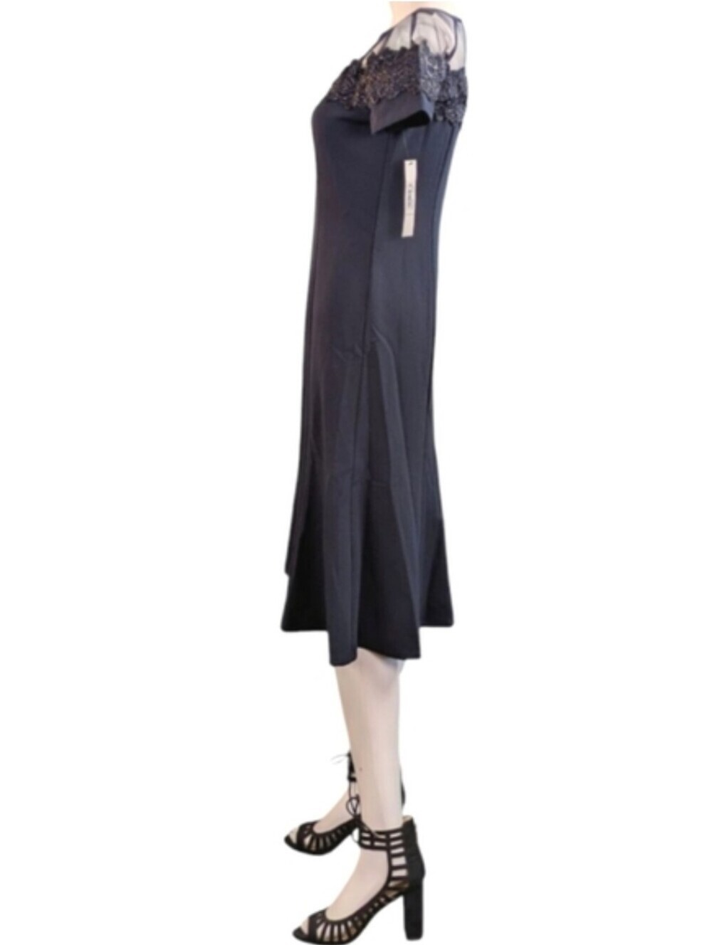 Maggie London Dress For Kitty Rescue!! - Picture 13 of 17